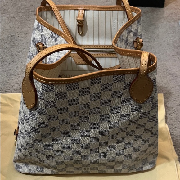 Authentic Louis Vuitton Excellent condition Neverfull Damien Azur with clutch - Picture 11 of 16